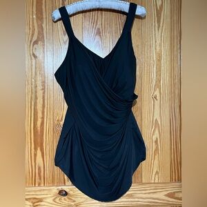 LANDS END Black 18 DDD Buit In Bra Tummy Control V-Neck Draped Front Swimsuit